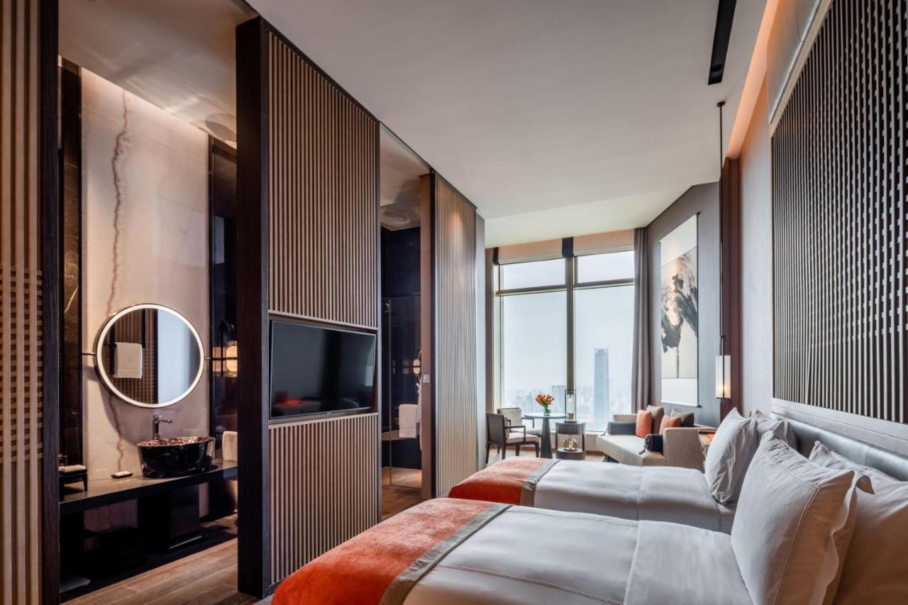 Jumeirah Guangzhou-Complimentary Shuttle Bus To Canton Fair Complex Exterior photo