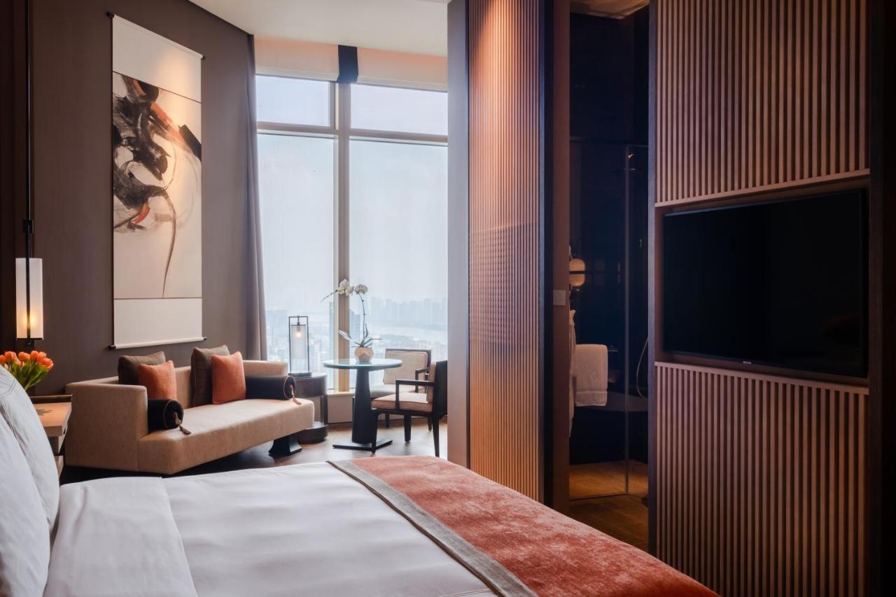 Jumeirah Guangzhou-Complimentary Shuttle Bus To Canton Fair Complex Exterior photo