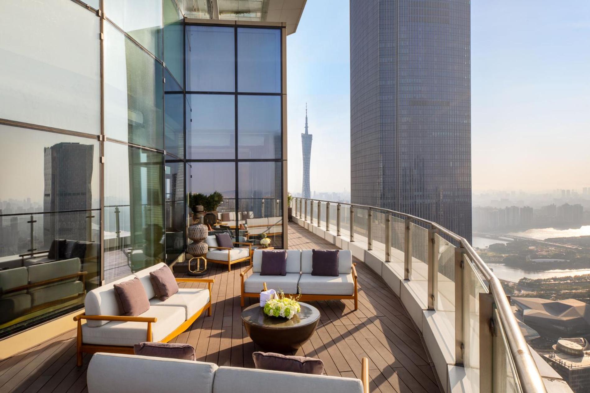 Jumeirah Guangzhou-Complimentary Shuttle Bus To Canton Fair Complex Exterior photo